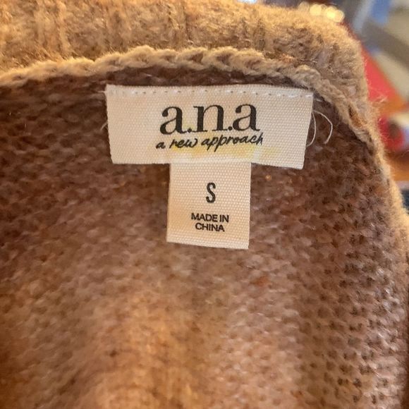 [a.n.a] Brown/Cream Knit Sweater - Size Small NWT - Picture 6 of 6